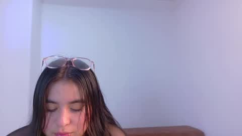 M E L O D Y  online show from June 1, 7:26 pm