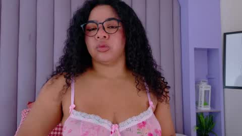  Memphis Williams  online show from May 3, 11:24 am