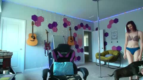 Meredith Bae online show from February 27, 9:36 pm