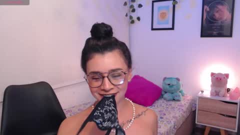 Merilyn  online show from October 10, 1:54 am