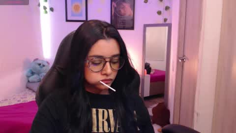 Merilyn  online show from October 7, 7:07 pm