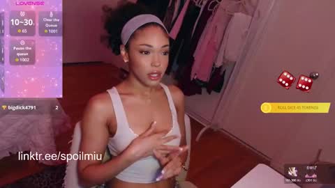 mew2wo online show from November 24, 7:21 am