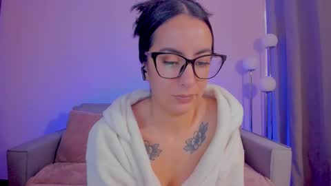 Sarah Luna online show from March 16, 6:34 pm