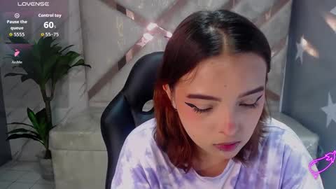 Mia online show from March 18, 2:00 pm