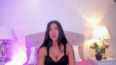 mia montess online show from July 22, 12:50 pm