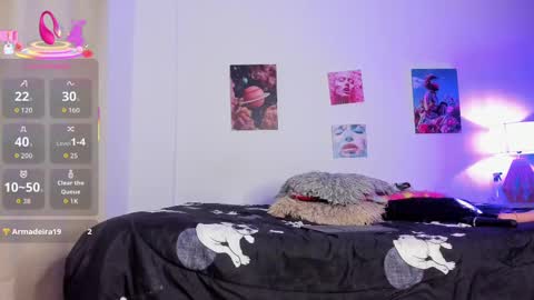 mia_purplee online show from September 20, 3:49 am