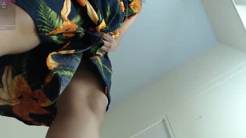miadesir online show from July 18, 10:23 pm