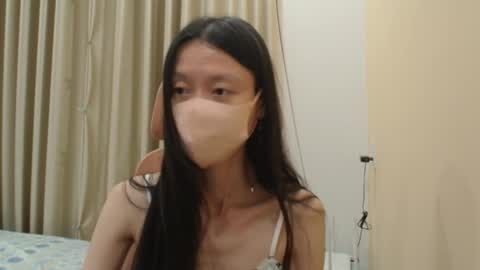 miahchan68 online show from April 3, 2:48 pm