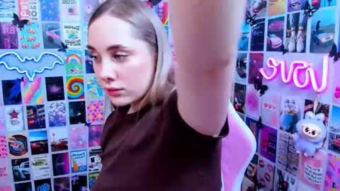 miamilas online show from March 20, 4:12 pm