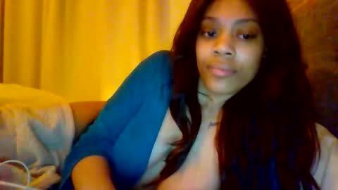 MiaMuffn online show from March 11, 10:23 pm