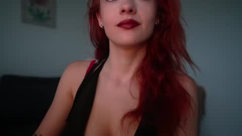 Mia online show from July 5, 2:40 am