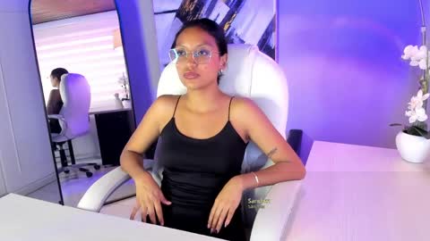 miel_ambar online show from May 14, 4:46 pm
