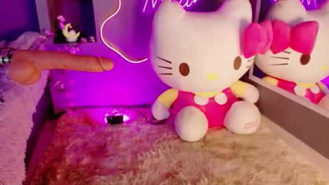   online show from March 23, 12:11 pm