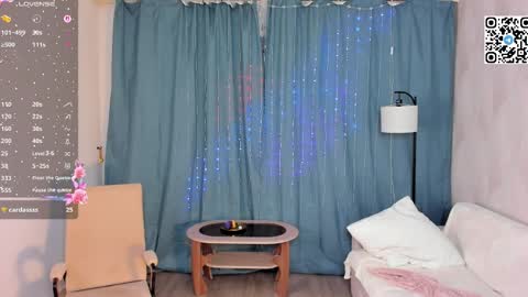 Angel girl online show from April 10, 9:43 pm