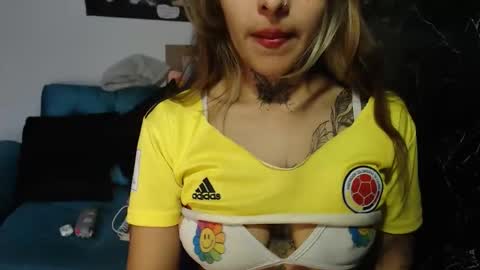 milafuckass online show from April 15, 1:33 pm