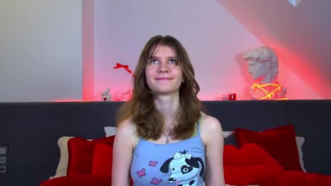 Mila online show from March 4, 6:36 pm