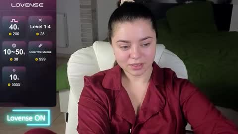 Mila online show from February 4, 4:32 pm