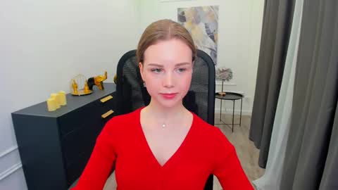 mileygloss online show from March 15, 12:51 pm