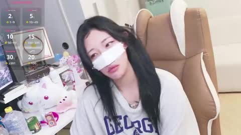 milksola online show from May 24, 1:10 pm