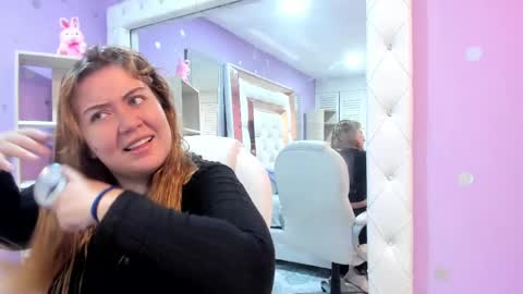 millers_rousse online show from June 1, 12:29 pm