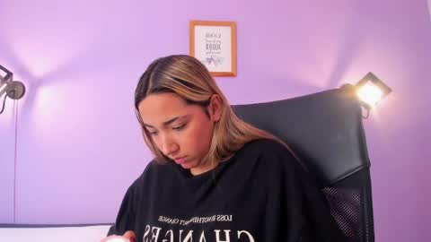 Millie online show from May 8, 12:30 pm