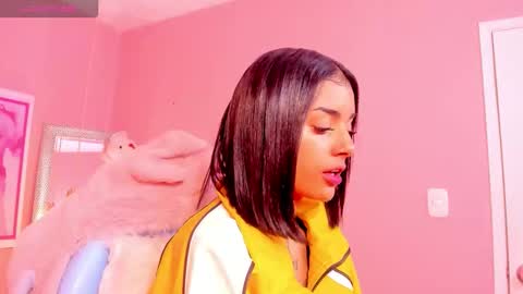 milu_carbajal_x online show from March 22, 1:06 pm