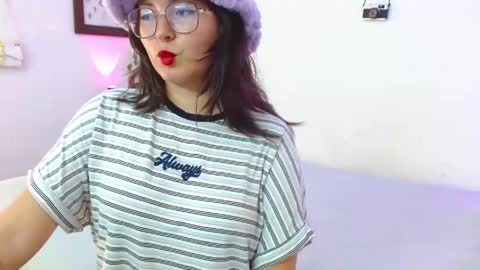 mily_baker online show from June 1, 11:38 pm