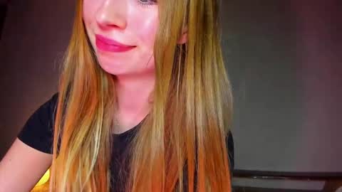 Amelia online show from April 2, 7:22 pm