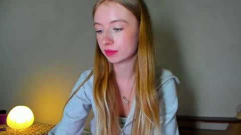 Amelia online show from May 11, 11:35 pm