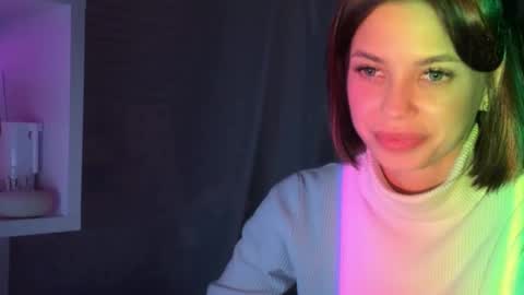 MiraLaPics online show from April 29, 9:09 pm