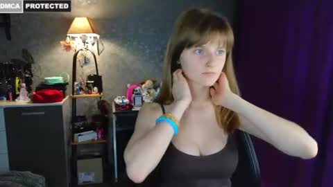 Alisa NONNUDE online show from July 20, 9:15 pm