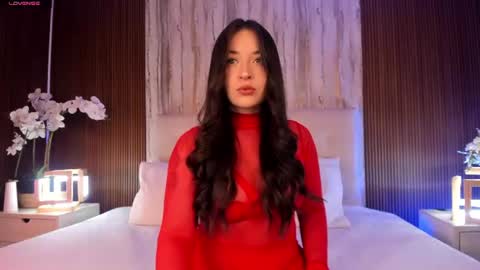 Natalia Aristizbal online show from June 18, 11:37 am