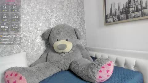 Melody online show from October 11, 8:33 pm