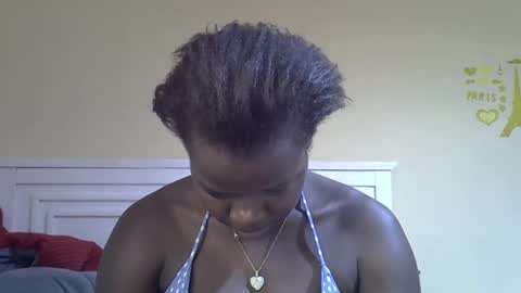 misscandy352_ online show from April 12, 9:45 am