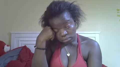 misscandy352_ online show from April 15, 7:58 pm