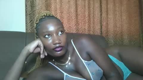 pretty gal online show from March 13, 8:48 am