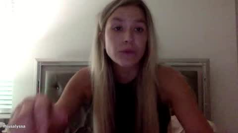 Alyssa online show from May 28, 4:32 am