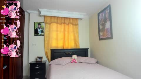 missvalery1 online show from February 20, 12:04 pm