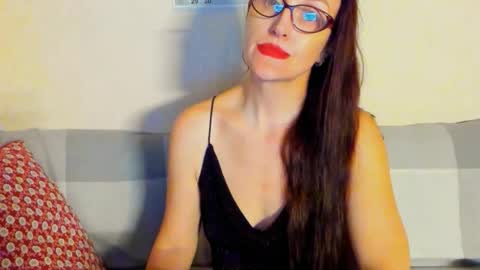 Victoria Eden online show from May 24, 10:20 pm