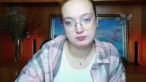 Aria online show from April 5, 6:12 am