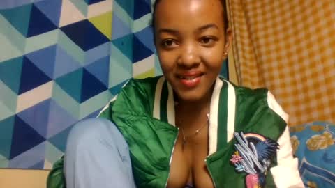 mmyriame online show from July 31, 7:31 am