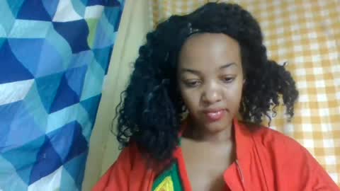 mmyriame online show from July 25, 10:50 pm