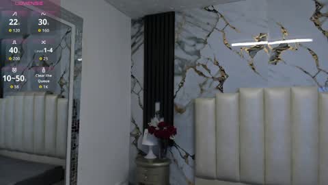 Hey Guys  Im Mollie online show from April 8, 12:18 pm