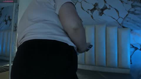 Hey Guys  Im Mollie online show from March 19, 12:20 pm