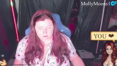 molly_moons online show from April 14, 12:22 am