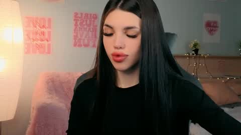 Molly online show from May 4, 4:27 am
