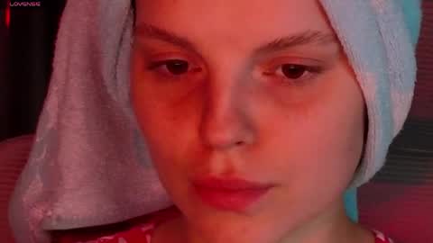 Molly online show from May 6, 7:56 am