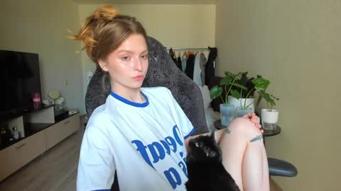 Taisha online show from May 31, 3:29 pm