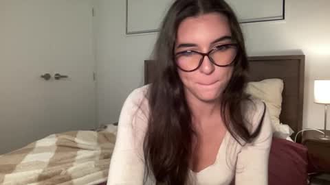 Molly online show from March 26, 12:02 am