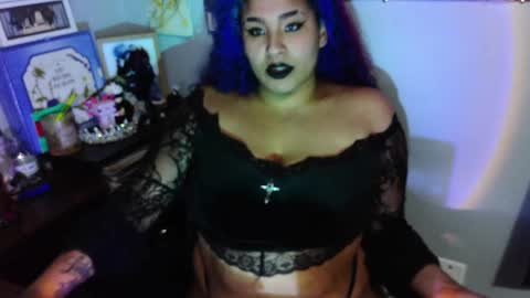 Mommy bubbles online show from June 7, 1:12 am